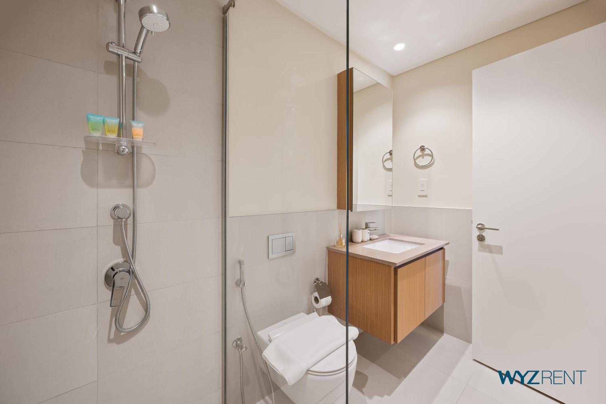 Pink Panther Soft Glam 1br In Surf 2-creek Dubai